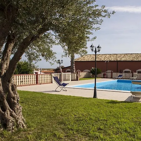 Holiday home Casa Vacanze Calafarina *