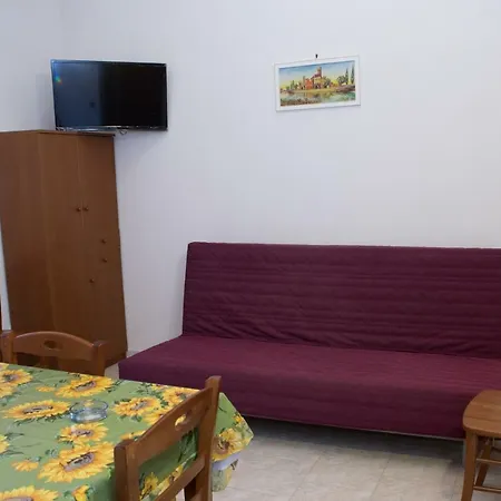 Holiday home Casa Vacanze Calafarina *